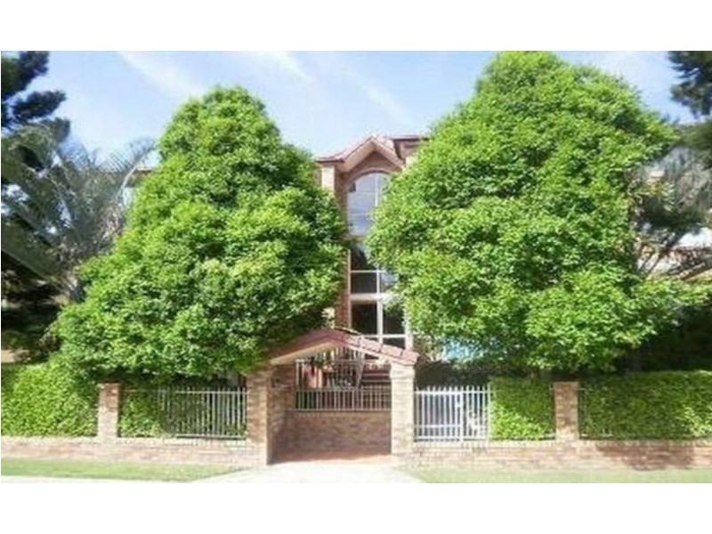 3/28 Sykes Court, Southport QLD 4215