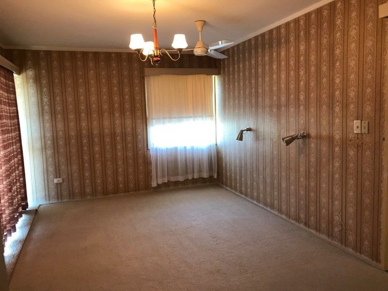 37 Mole Avenue, Southport QLD 4215