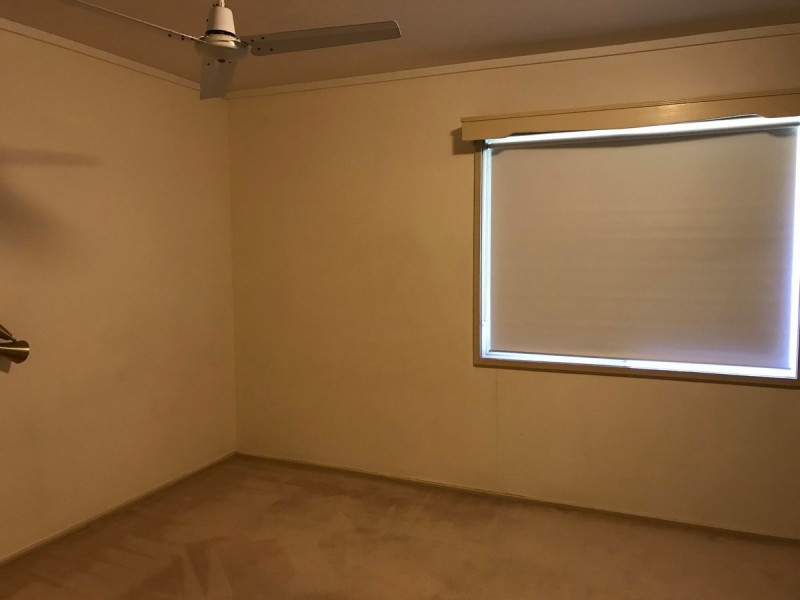 37 Mole Avenue, Southport QLD 4215