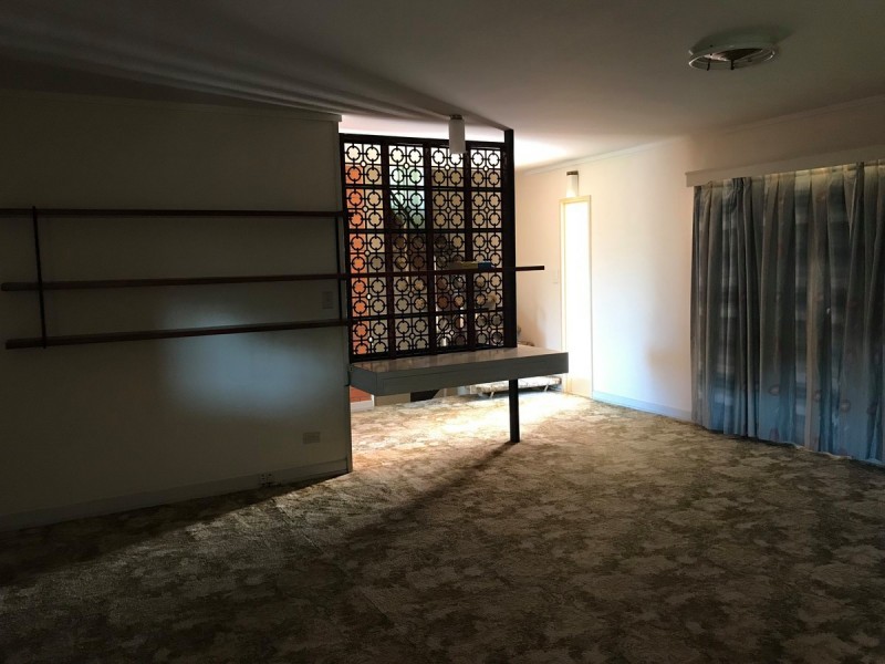 37 Mole Avenue, Southport QLD 4215