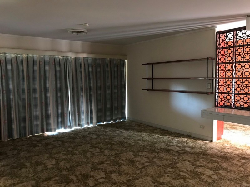 37 Mole Avenue, Southport QLD 4215