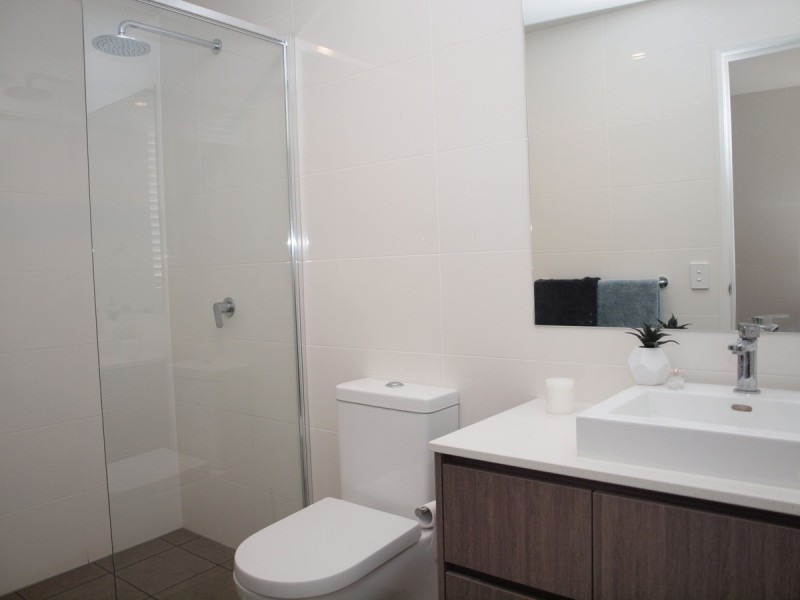 102/5 Chester Terrace, Southport QLD 4215