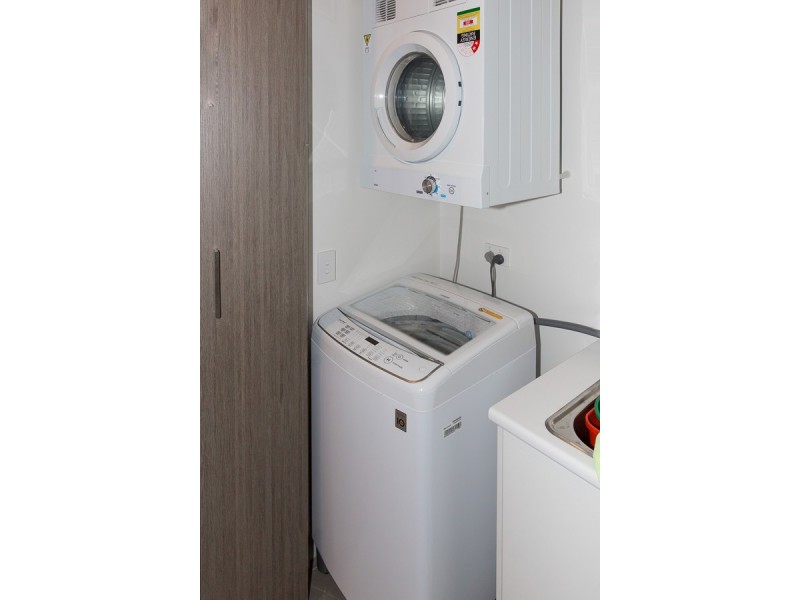 102/5 Chester Terrace, Southport QLD 4215