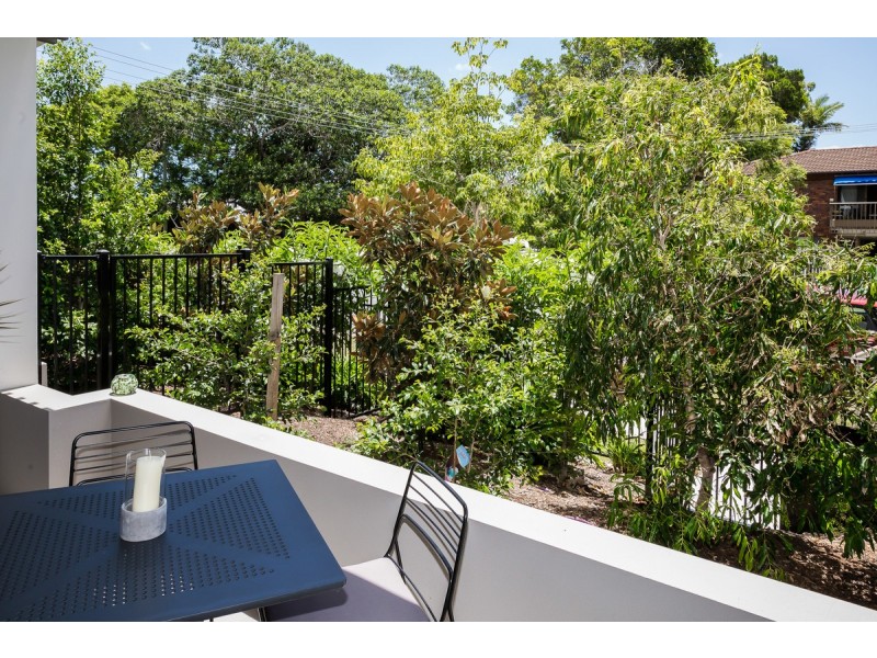 102/5 Chester Terrace, Southport QLD 4215