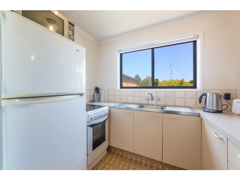 7/28 Hunter Avenue, Labrador QLD 4215
