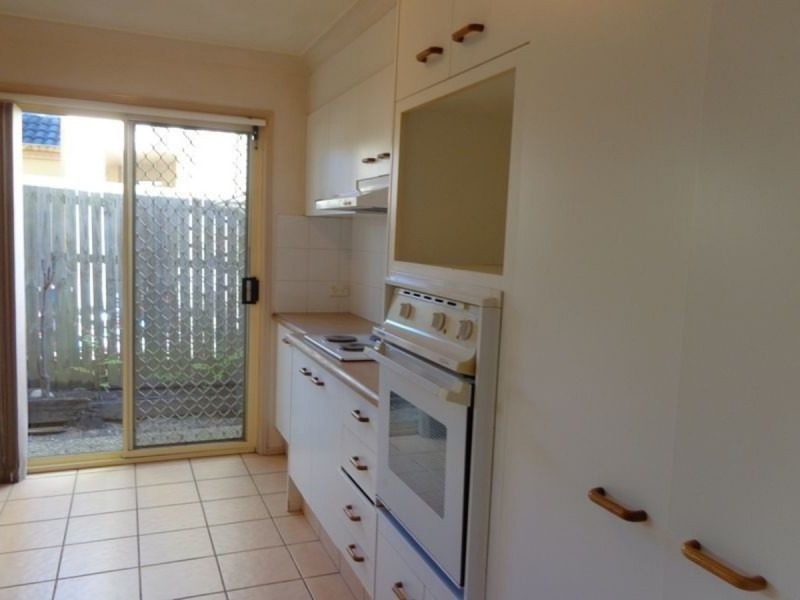 2/202 Queen Street, Southport QLD 4215
