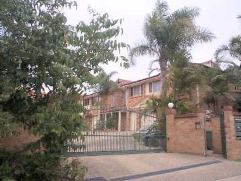 2/202 Queen Street, Southport QLD 4215