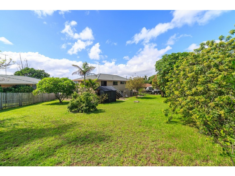 30 Crinum Crescent, Southport QLD 4215