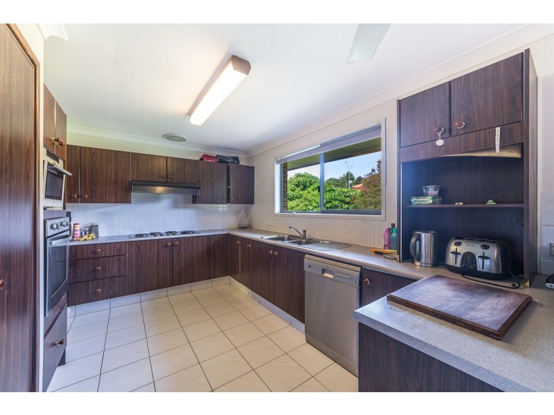 30 Crinum Crescent, Southport QLD 4215