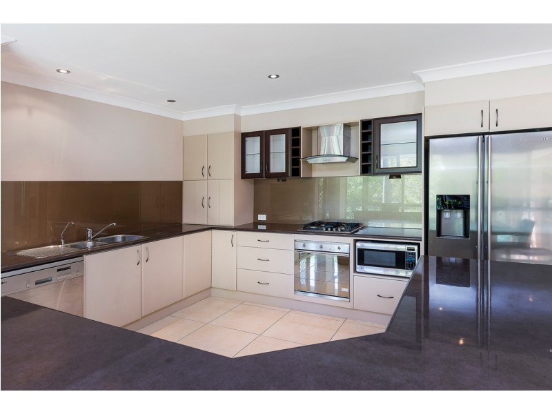 24 Stadler Court, Parkwood QLD 4214