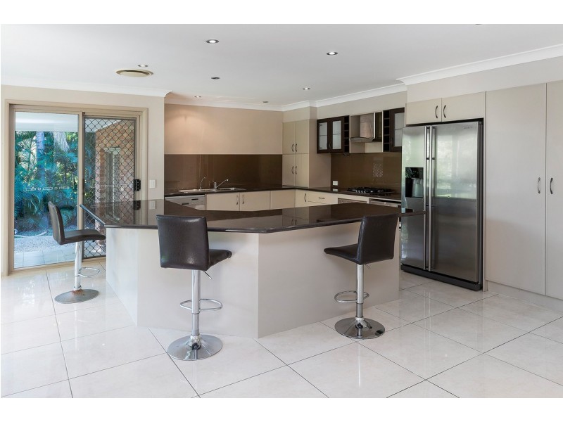 24 Stadler Court, Parkwood QLD 4214