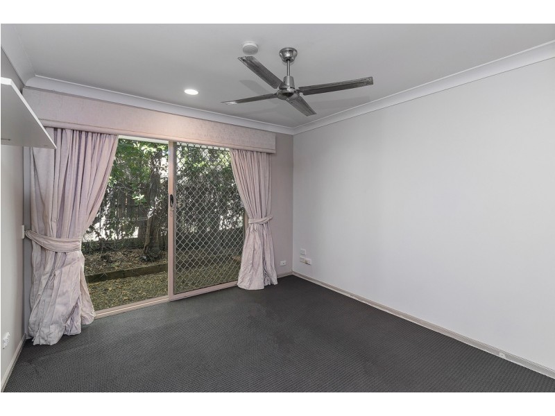 24 Stadler Court, Parkwood QLD 4214