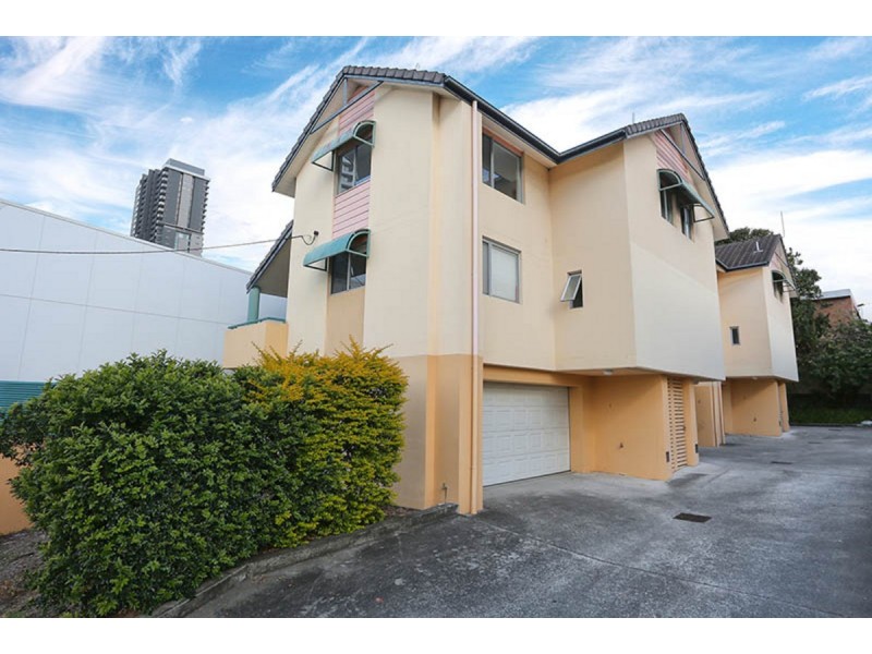 3/14 Lawson Street, Southport QLD 4215