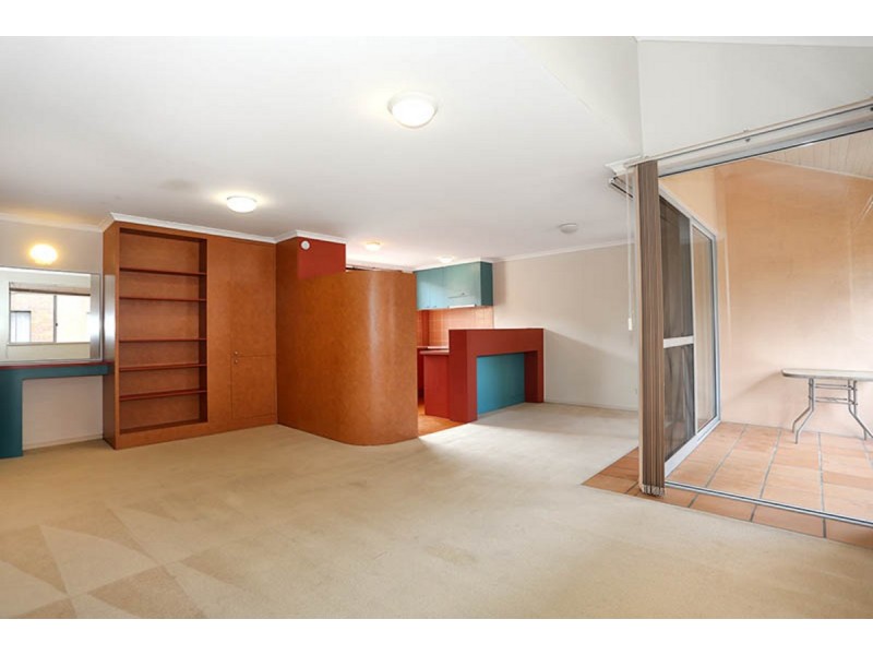 3/14 Lawson Street, Southport QLD 4215