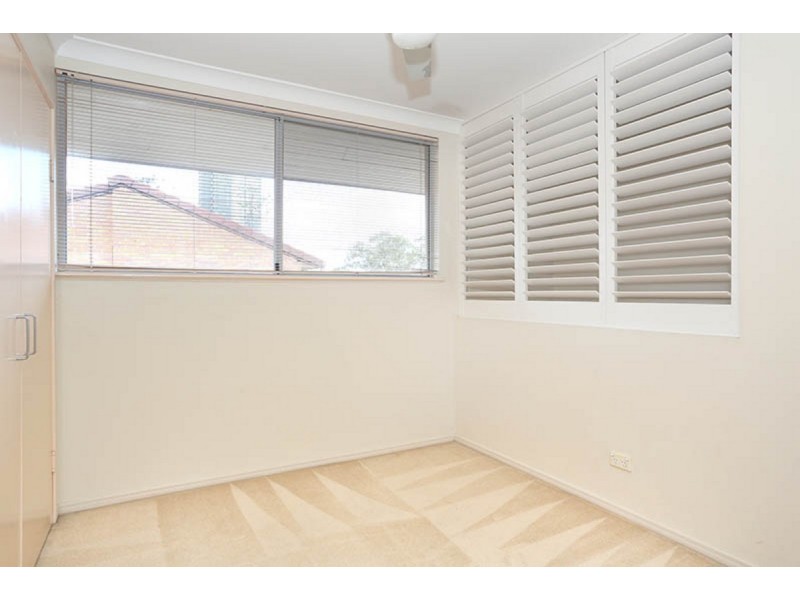 3/14 Lawson Street, Southport QLD 4215