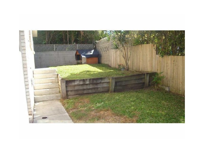 2/180 Turpin Road, Labrador QLD 4215