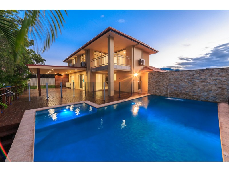 5 Callaway Court, Arundel QLD 4214