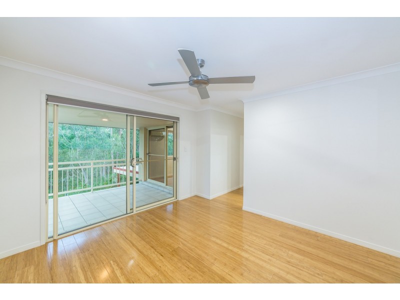 5 Callaway Court, Arundel QLD 4214