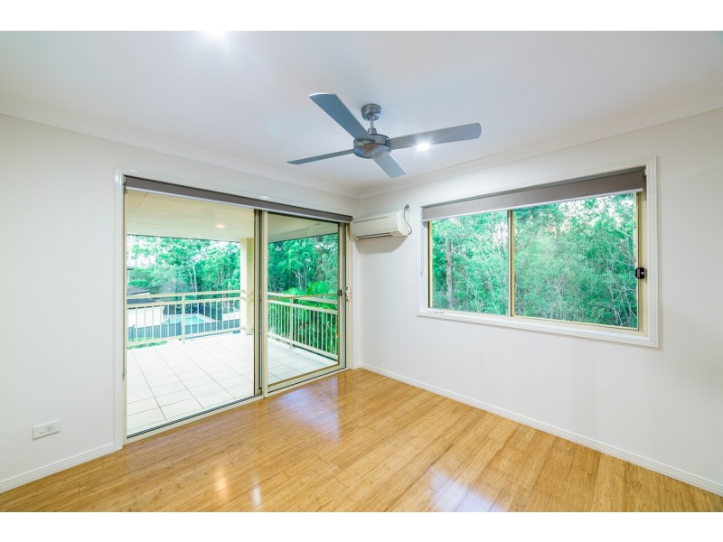 5 Callaway Court, Arundel QLD 4214