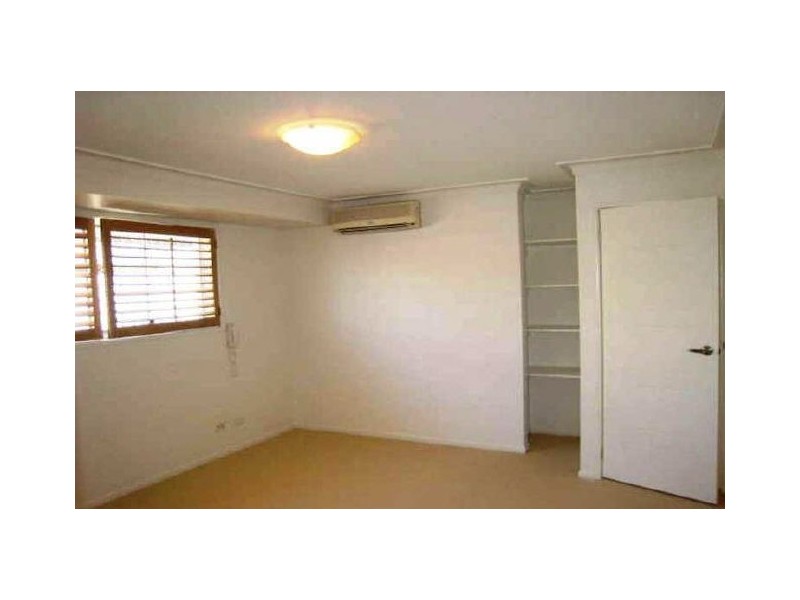 9 Elgin, Bundall QLD 4217