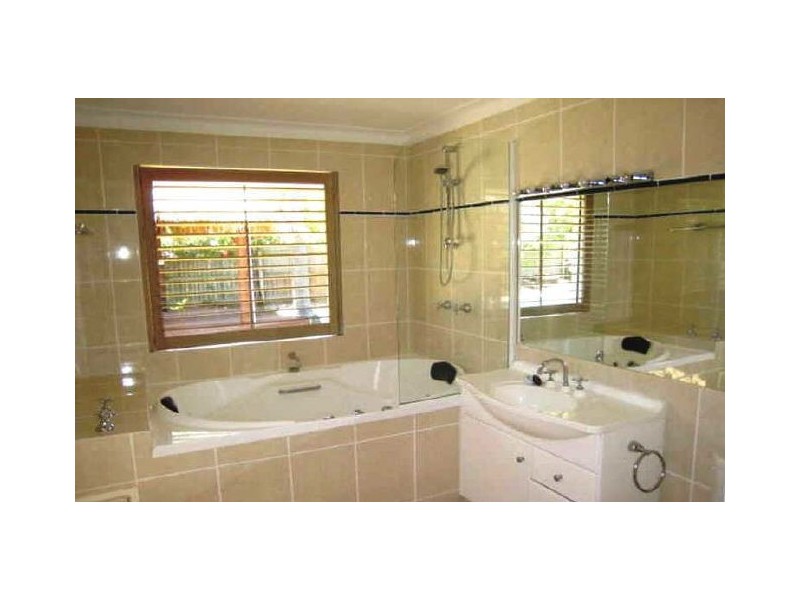 9 Elgin, Bundall QLD 4217