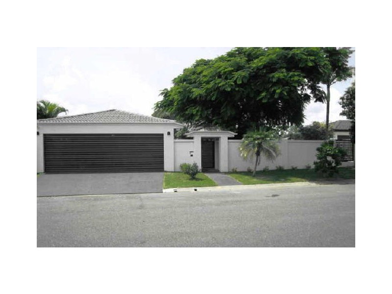 9 Elgin, Bundall QLD 4217