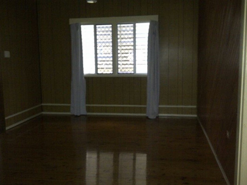 3 Gillian Lane, Southport QLD 4215