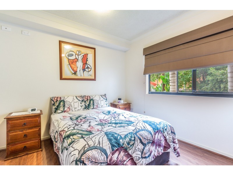 6/31-33 Railway Street, Southport QLD 4215