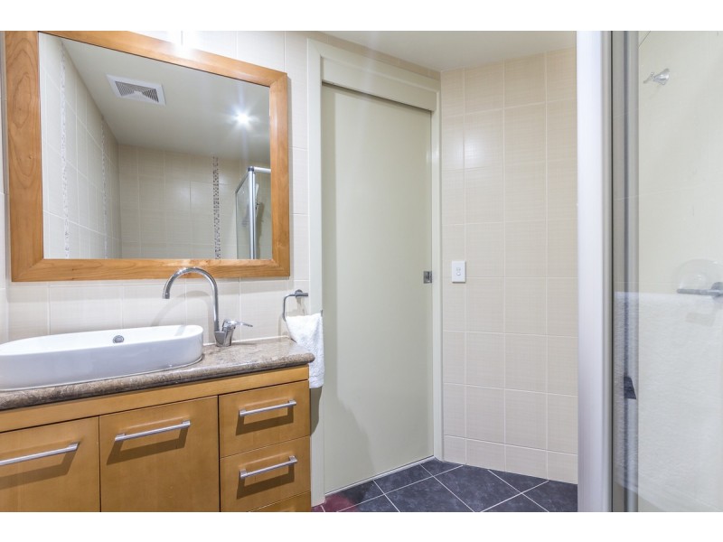6/31-33 Railway Street, Southport QLD 4215