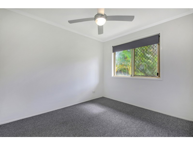2/7 Orkney Place, Labrador QLD 4215