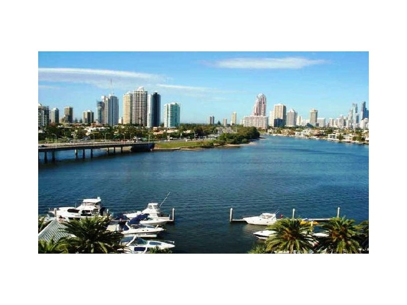 60/75 Brighton Parade, Southport QLD 4215