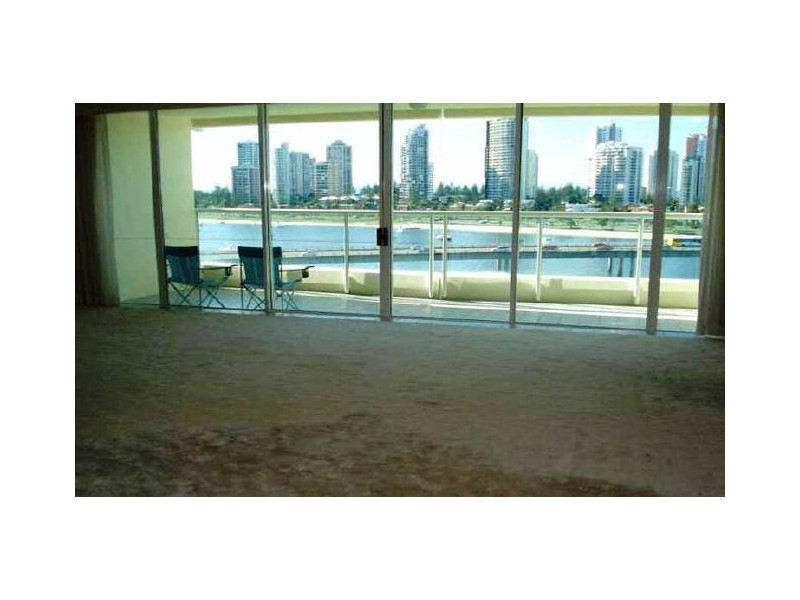 60/75 Brighton Parade, Southport QLD 4215