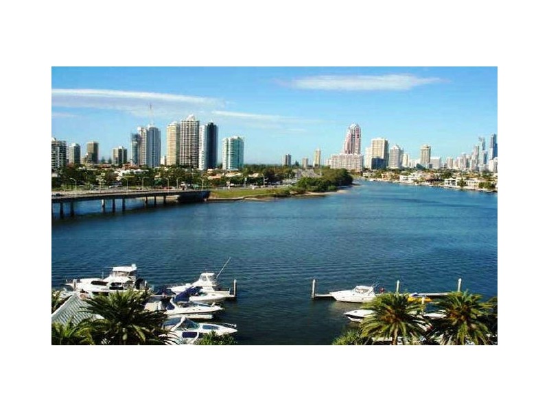 60/75 Brighton Parade, Southport QLD 4215