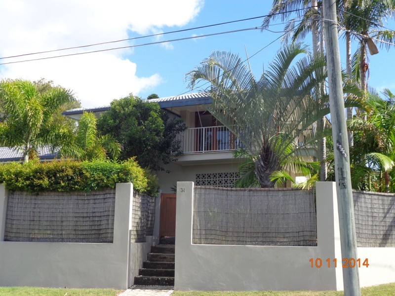 31 Wistaria Avenue, Southport QLD 4215