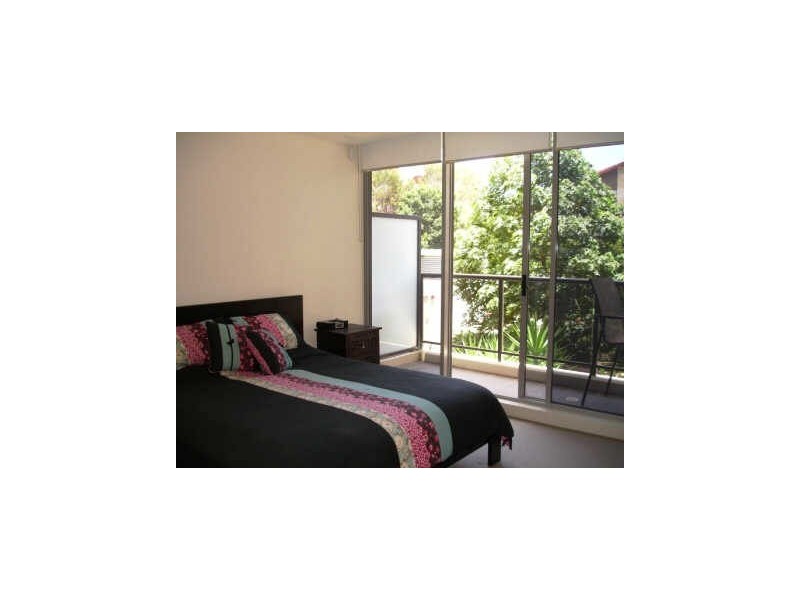 207/3 Como Crescent, Southport QLD 4215