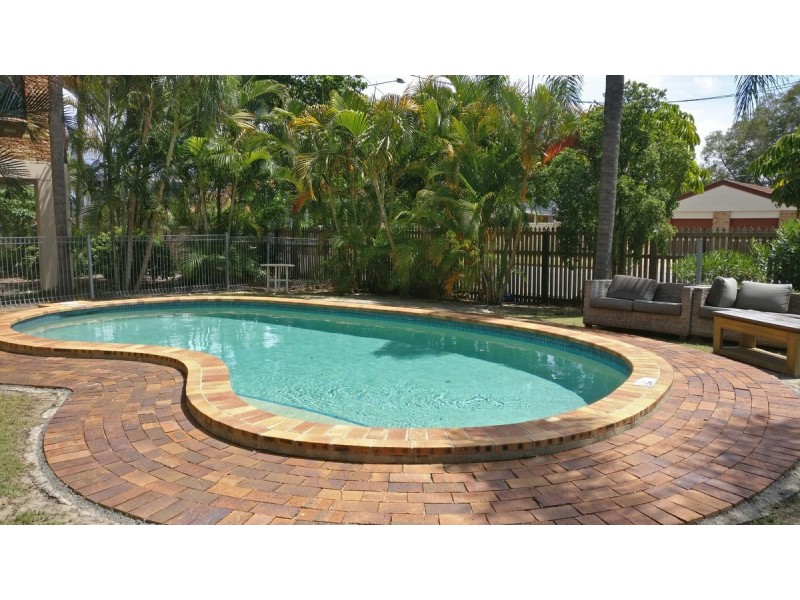 18/28 Hunter Avenue, Labrador QLD 4215