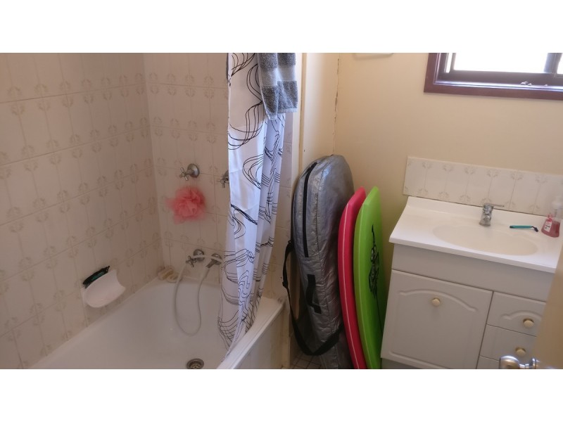 18/28 Hunter Avenue, Labrador QLD 4215