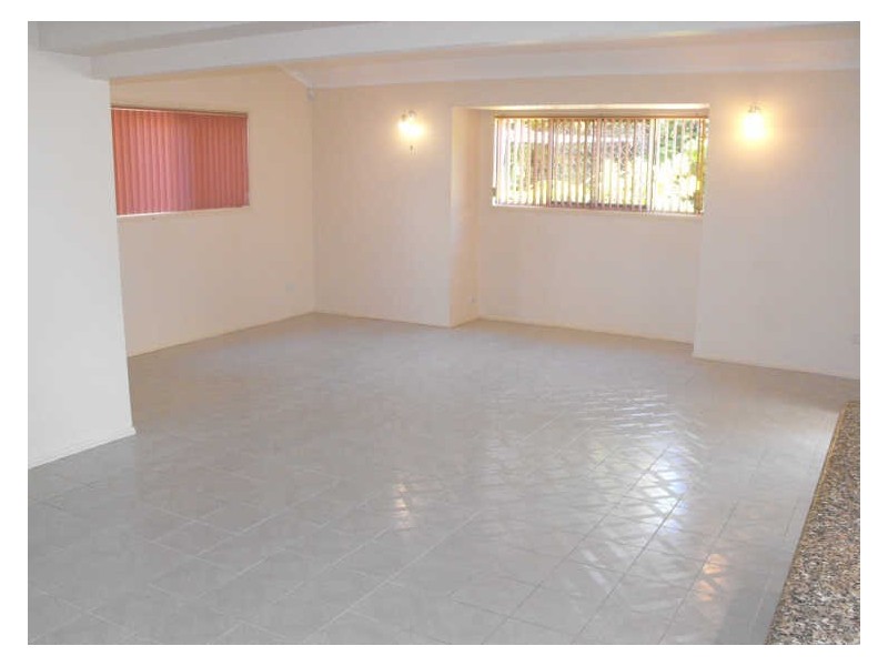 4 Crenshaw Crescent, Parkwood QLD 4214