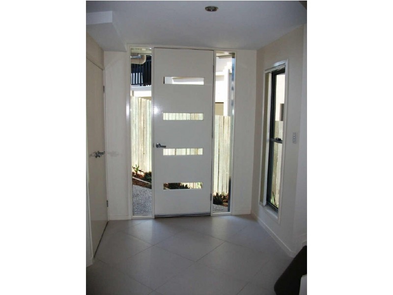 2/9 Ward Street, Southport QLD 4215