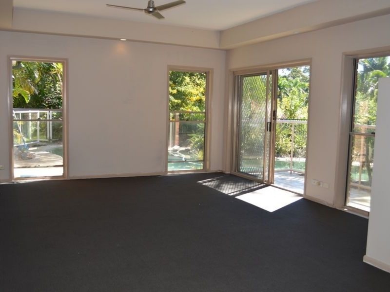 24 Stadler Court, Parkwood QLD 4214