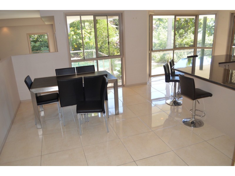 24 Stadler Court, Parkwood QLD 4214