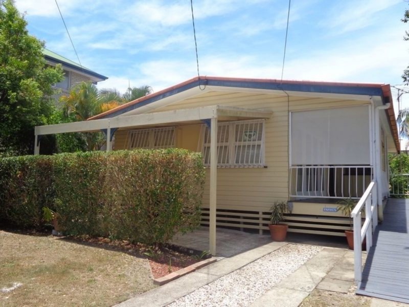 67 Worendo Street, Southport QLD 4215