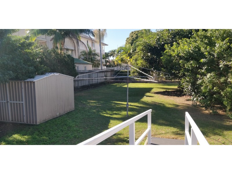 67 Worendo Street, Southport QLD 4215