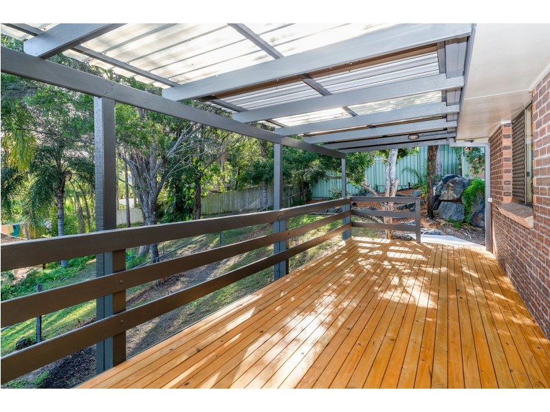 15 Barrine Drive, Worongary QLD 4213