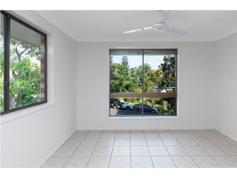 15 Barrine Drive, Worongary QLD 4213