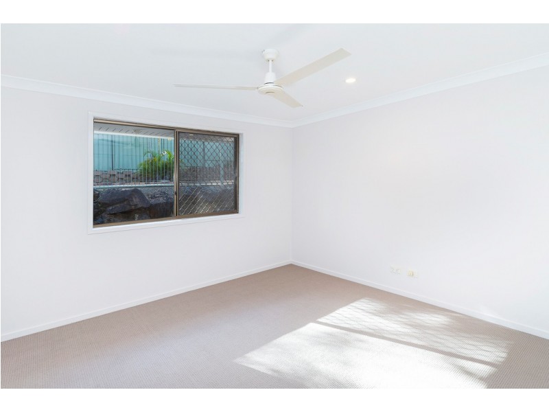 15 Barrine Drive, Worongary QLD 4213