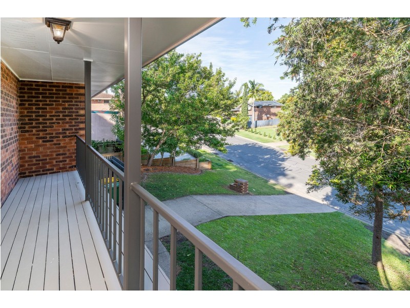15 Barrine Drive, Worongary QLD 4213