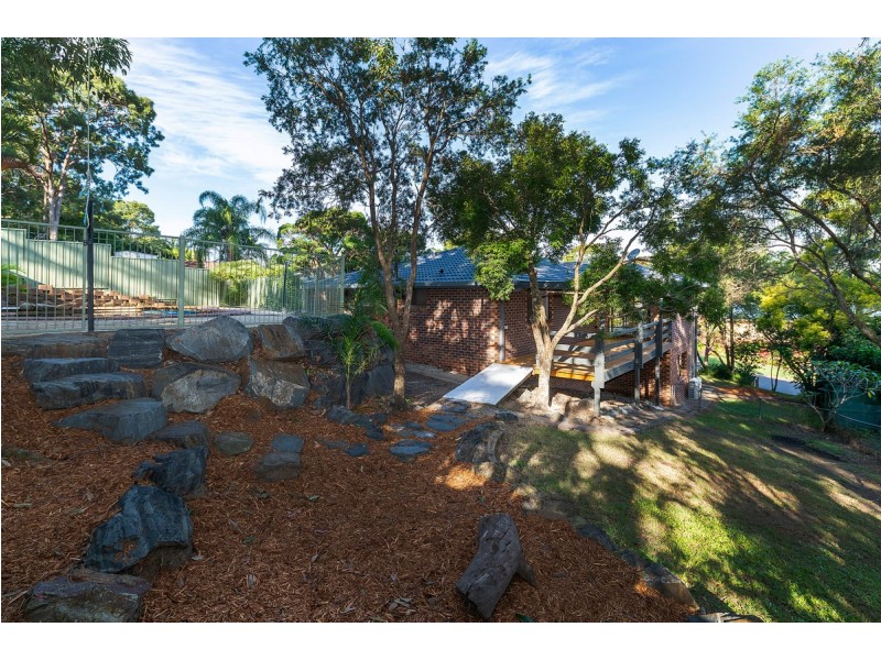 15 Barrine Drive, Worongary QLD 4213