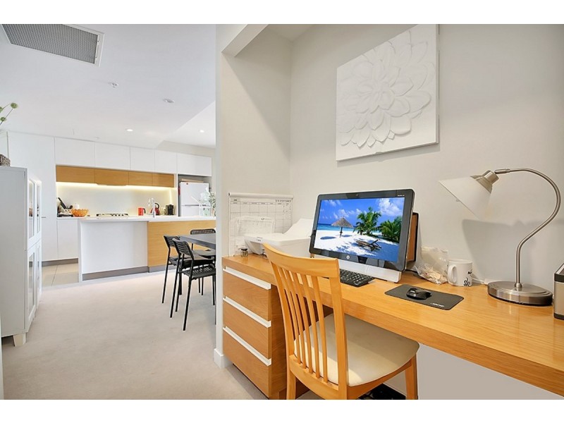 37D Harbour Road, Hamilton QLD 4007