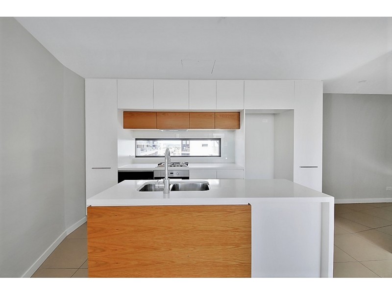 37D Harbour Road, Hamilton QLD 4007